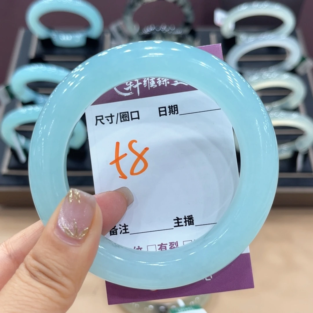 小***胖蛇纹石玉未镶嵌手镯