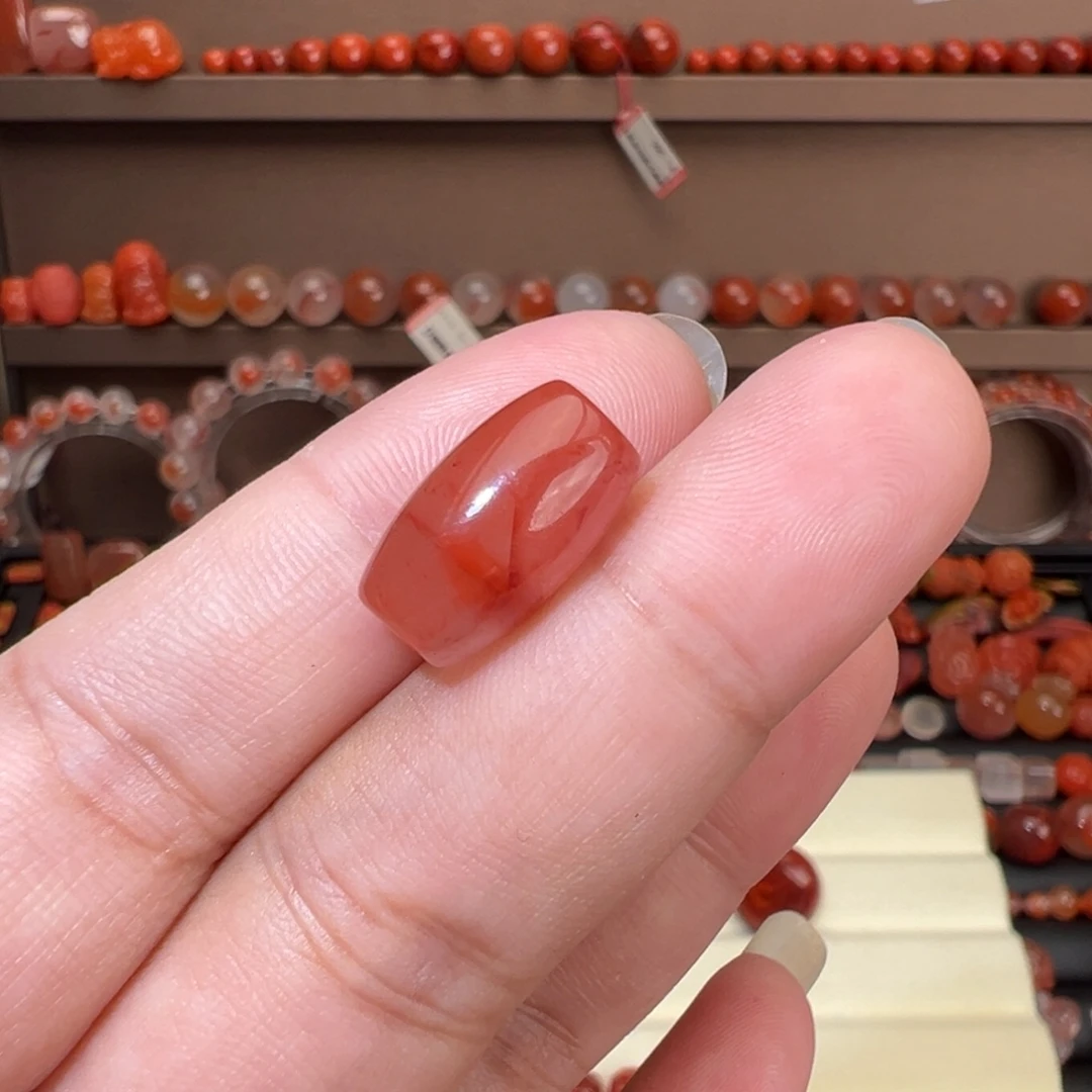 别***话未镶嵌川料南红玛瑙桶珠