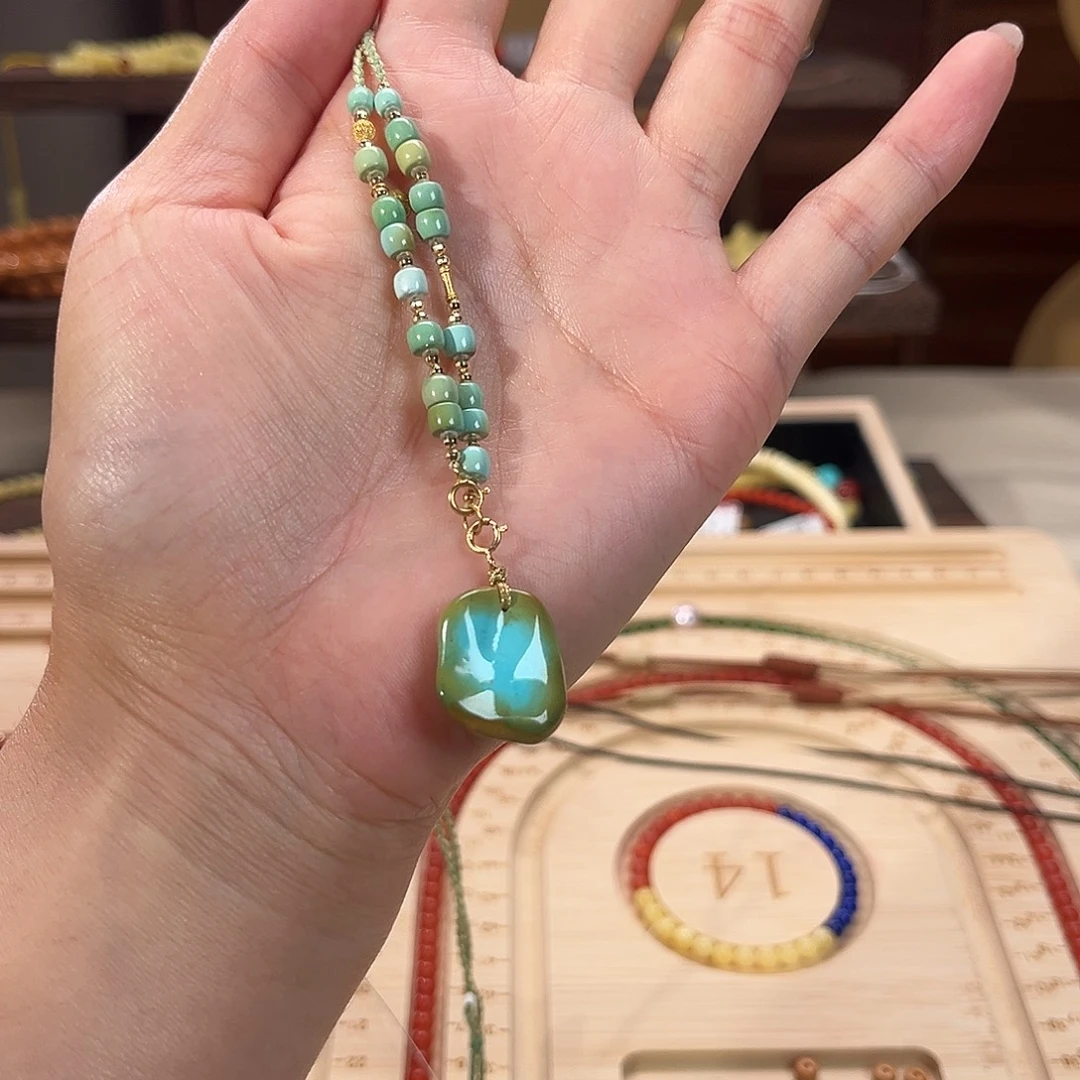 绿松石18K金镶嵌颈饰