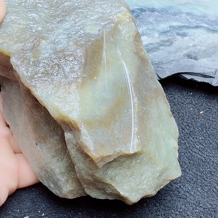 未镶嵌和田玉（糖玉）珠宝半成品