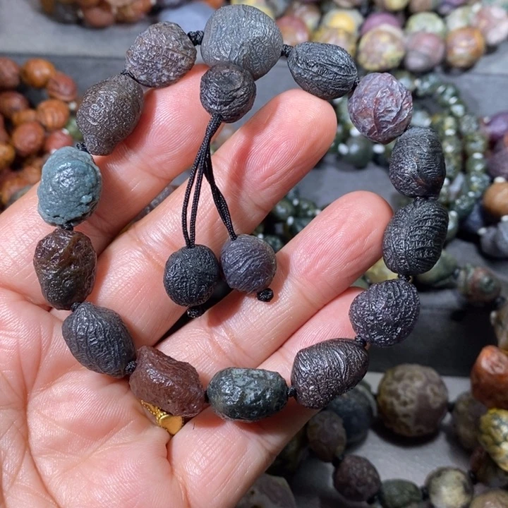 未镶嵌玛瑙/玉髓珠宝奇石