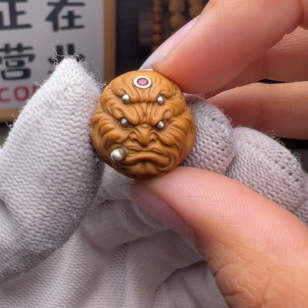 文玩核桃把件镶嵌款四目烟鬼18左右尺寸全品有正常封口线