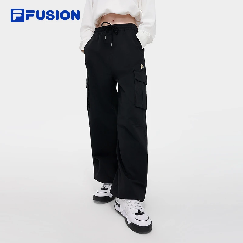 FILA斐乐【显腿直】女子宽松黑色阔腿直筒裤休闲潮流长裤T11W433803