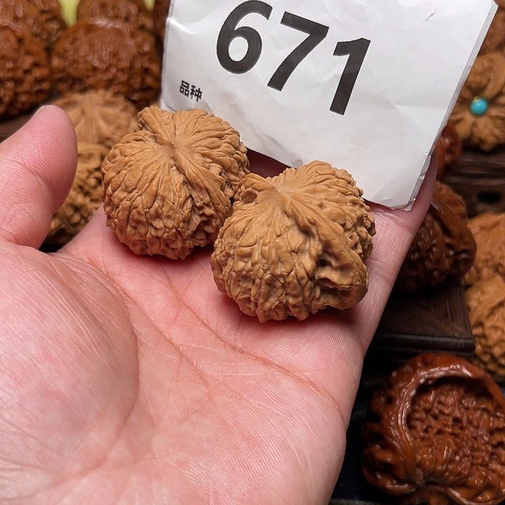 把件桃核福利。边37。 671