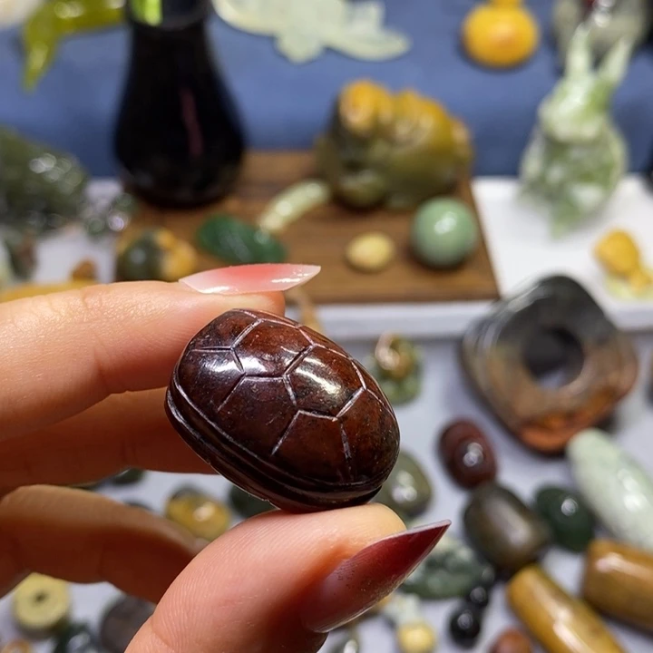 岫岩河磨玉（透闪石质玉）未镶嵌挂件双面富