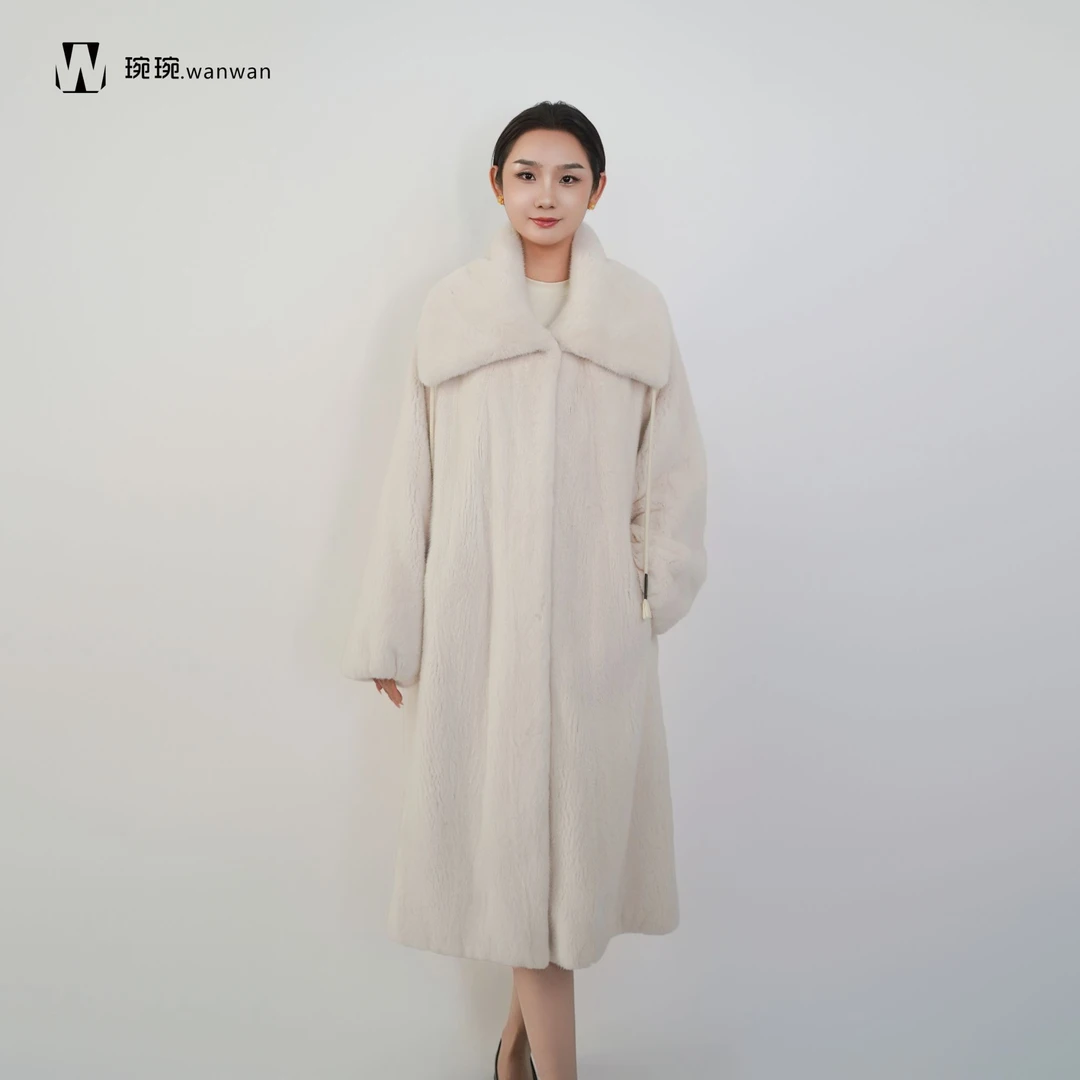 三髦【琬琬.wanwan】“翻领女神款”设计师进口水貂皮草外套