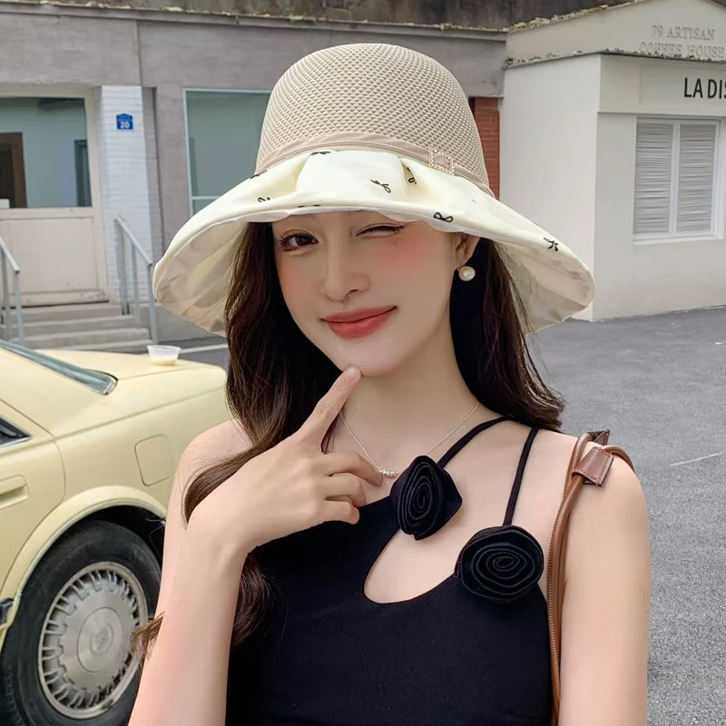 帽子女夏季新款镶钻大帽檐渔夫帽针织草顶透气旅游防紫外线遮阳帽