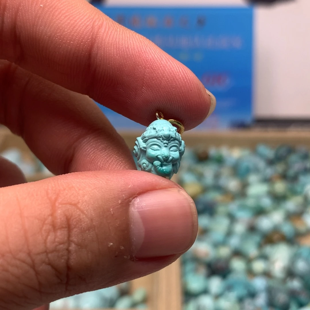 绿松石未镶嵌挂件