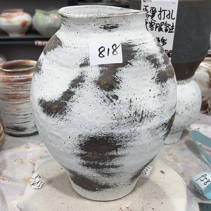 摆件口12，高30，景德镇无孔