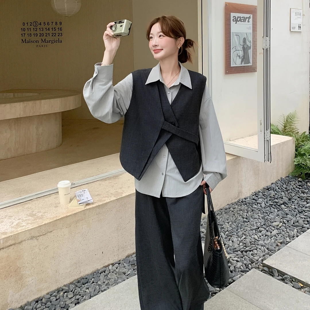 灰色韩系不规则马甲套装女2025秋季新款气质休闲衬衫阔腿裤三件套