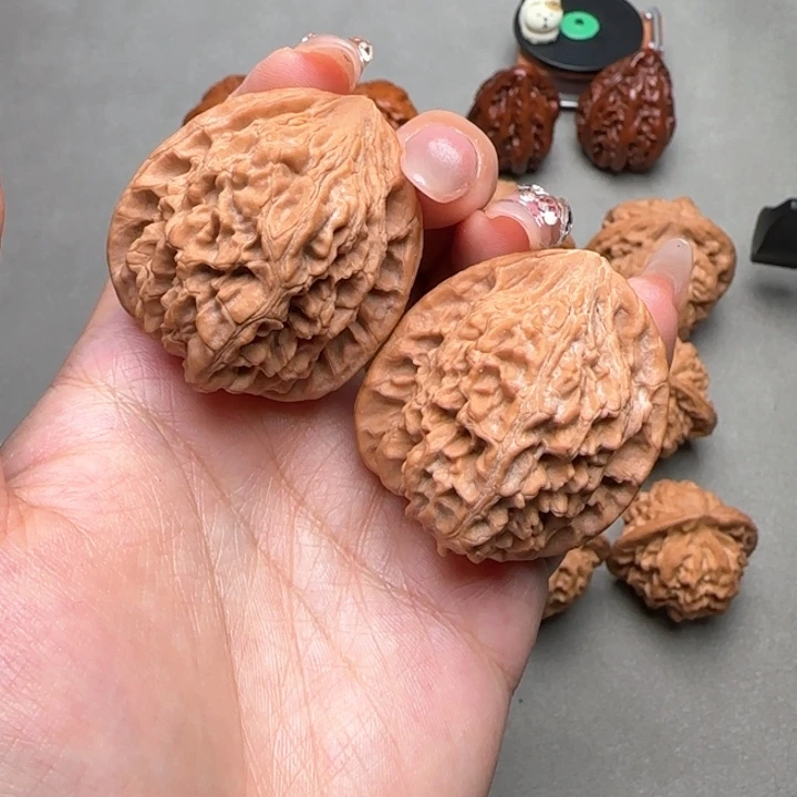 文玩核桃把件丹樽38