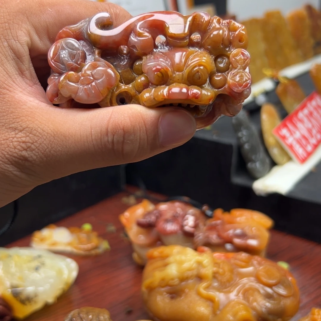 石英质玉（黄龙玉）未镶嵌多样性发货，发其一