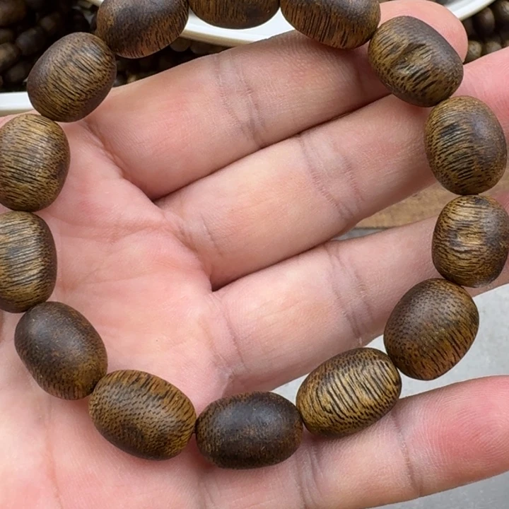 7***y手串沉香乌身手串10克加