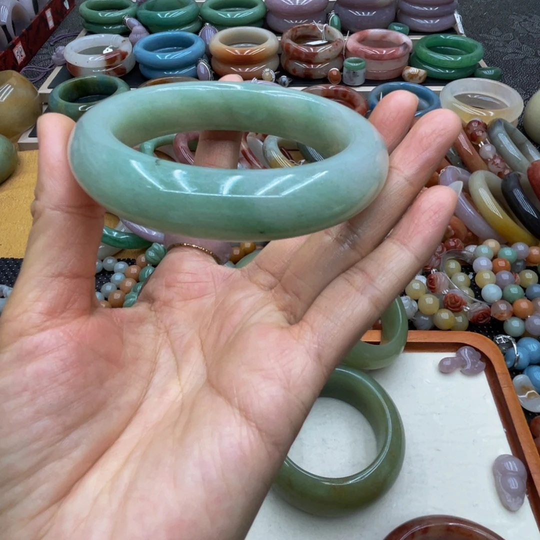 夢***影石英质玉未镶嵌圈口60