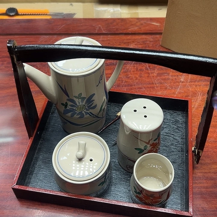 尹**人精品瓷器精品系列