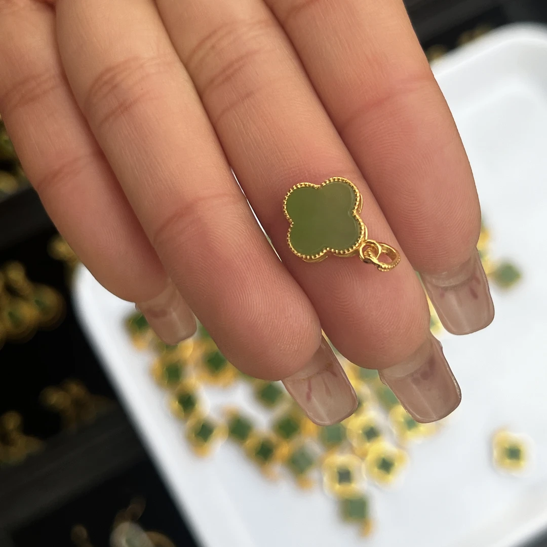 和田玉碧玉银镶四叶草吊坠多样性拍一发一【H】