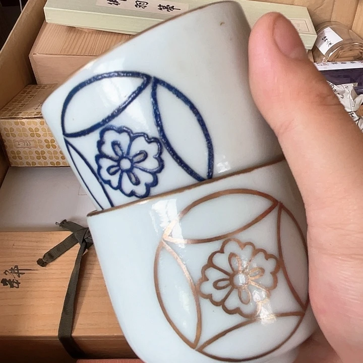 琉璃手工艺品师傅帮你呢