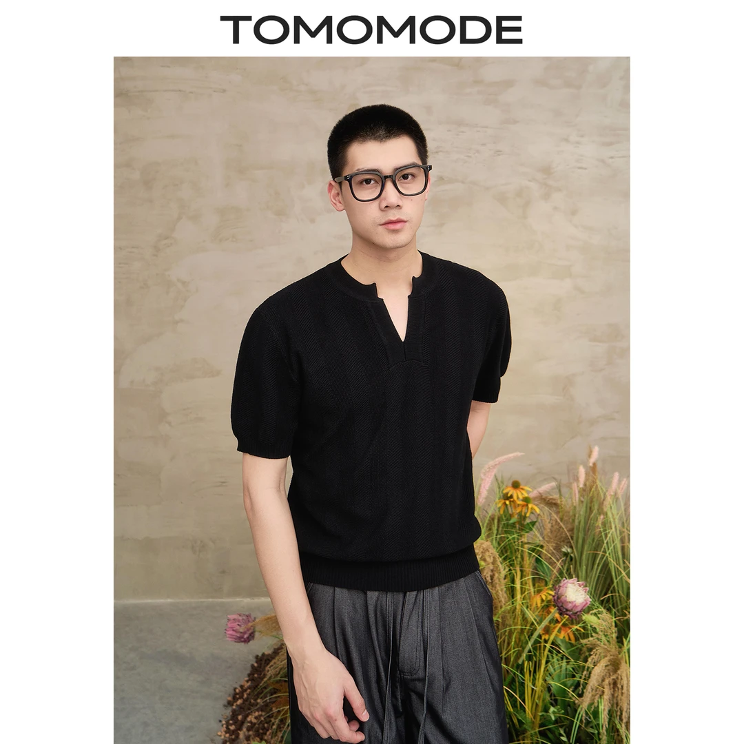 TOMOMODE春夏纯色V领T恤男士 透气休闲简约短袖健身打底百搭上衣