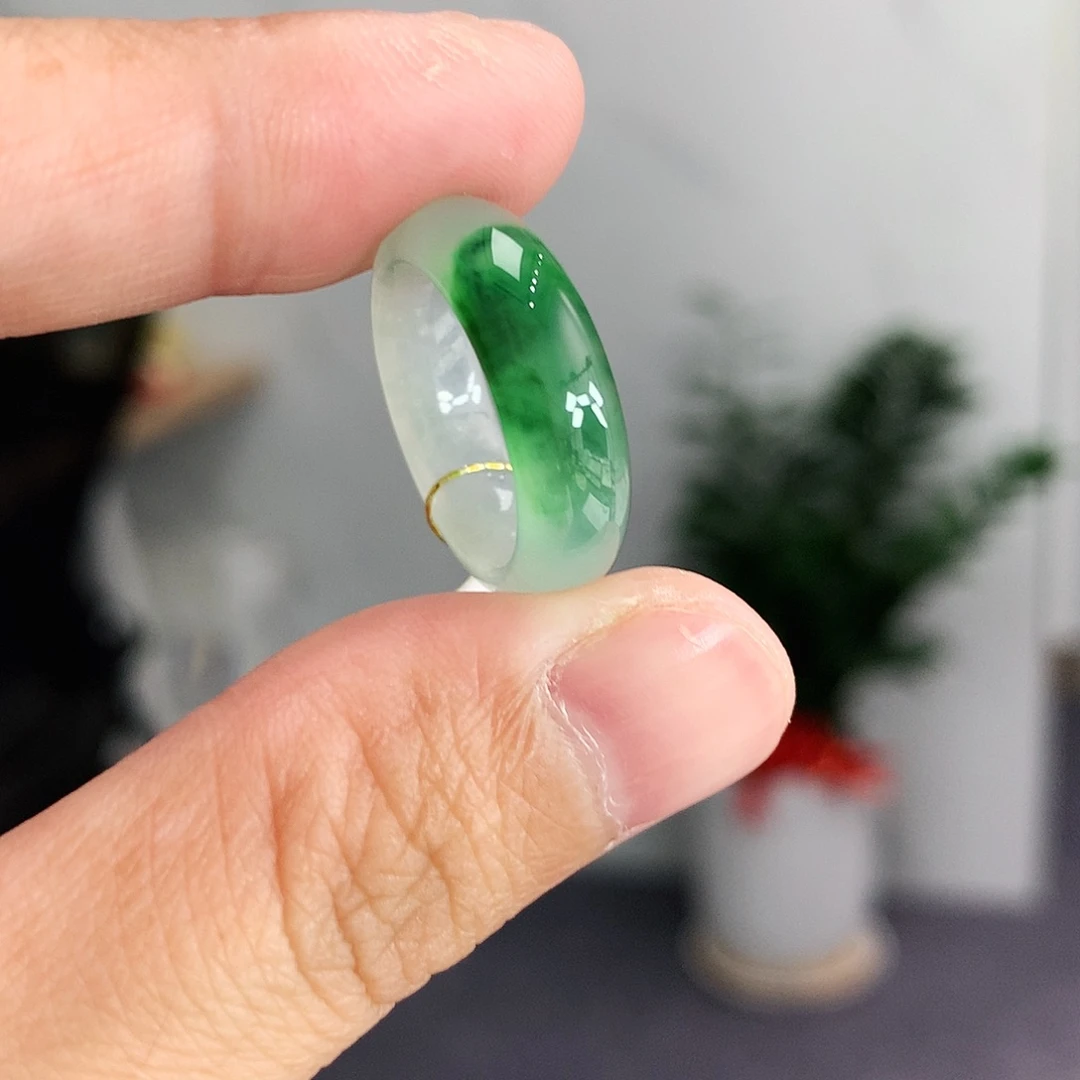 翡翠未镶嵌戒指8号