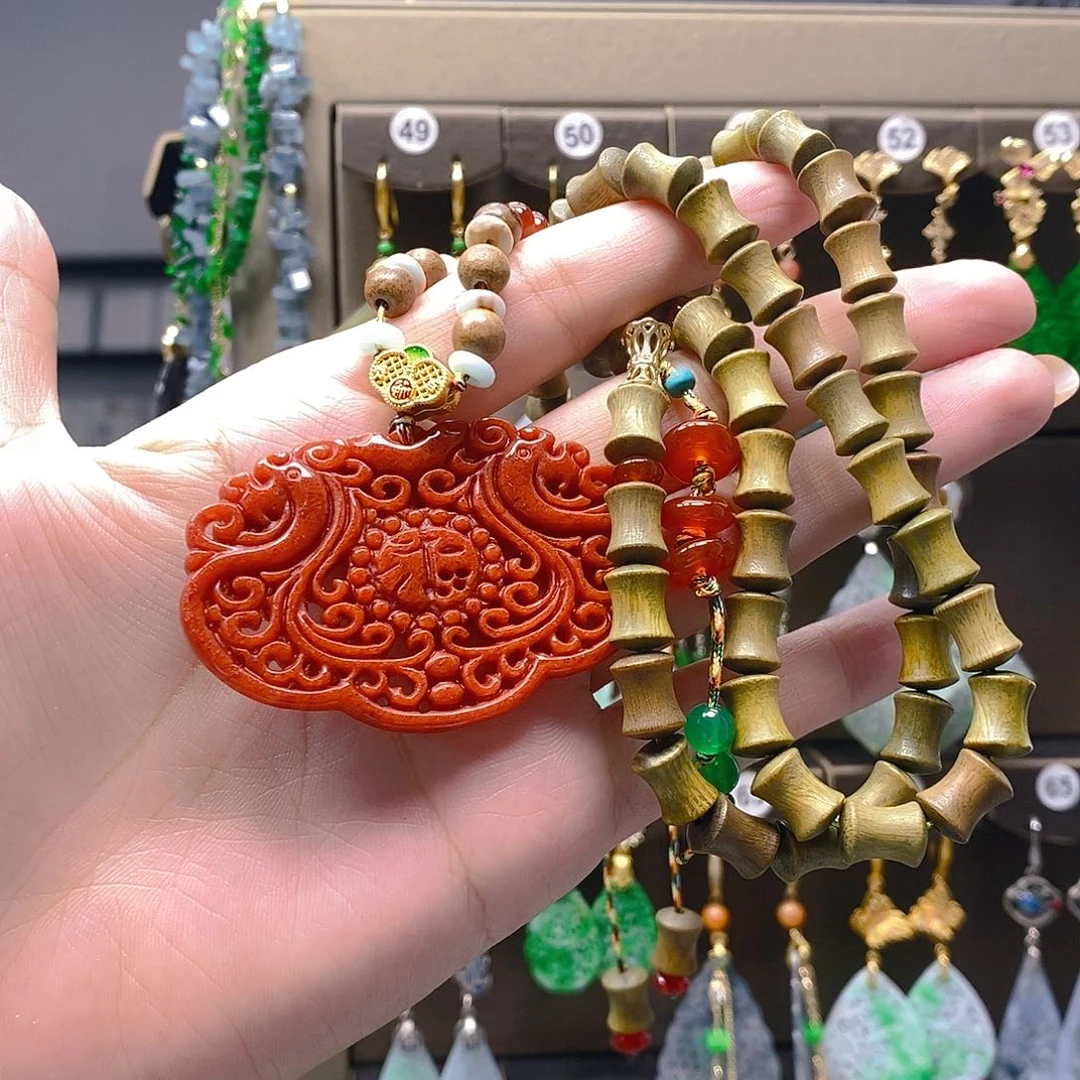 未镶嵌翡翠耳饰翡翠