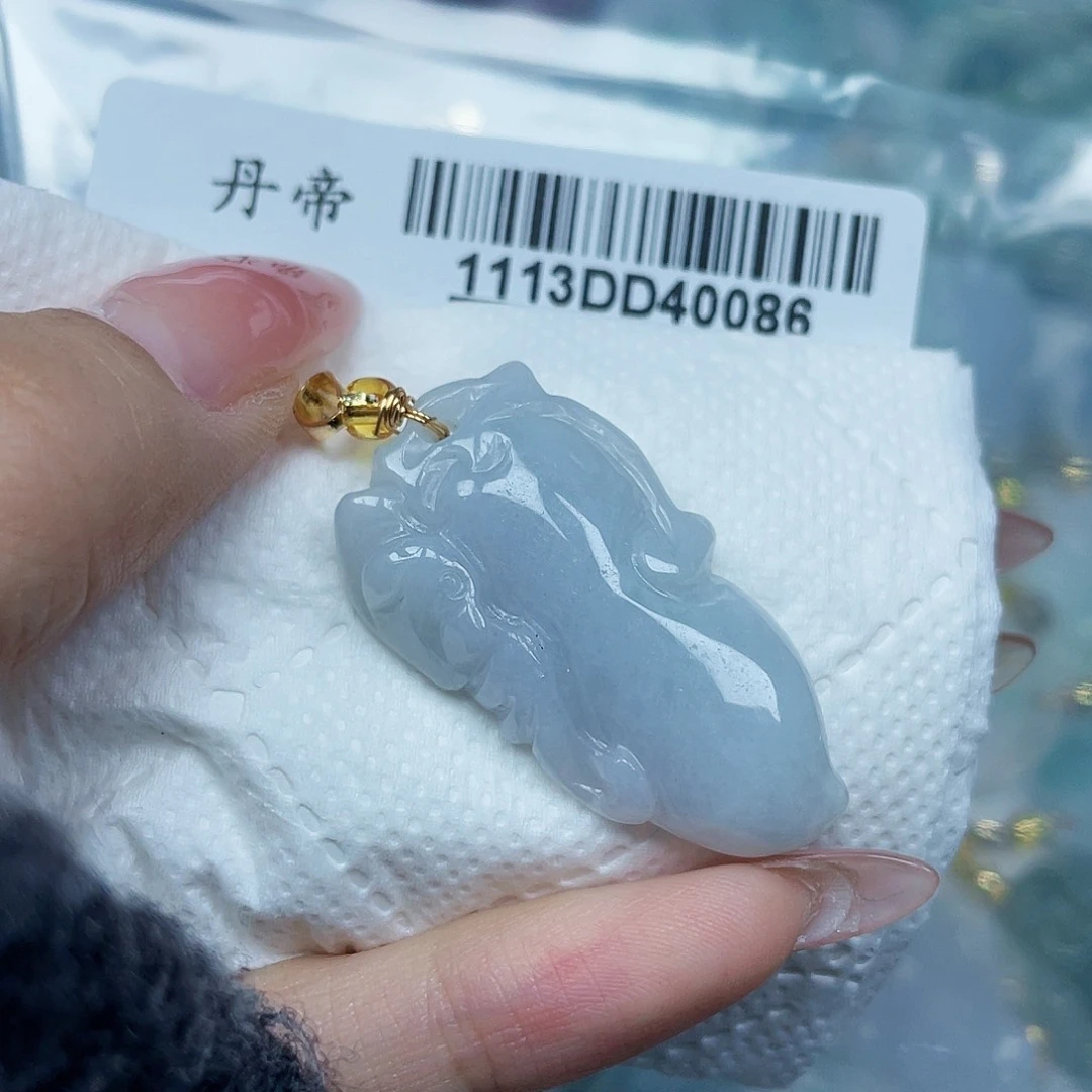 吊坠(不含链)足铂镶嵌翡翠