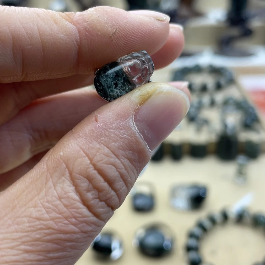 水晶颈饰18K金镶嵌平****童绿幽灵聚宝盆貔貅定制不退换