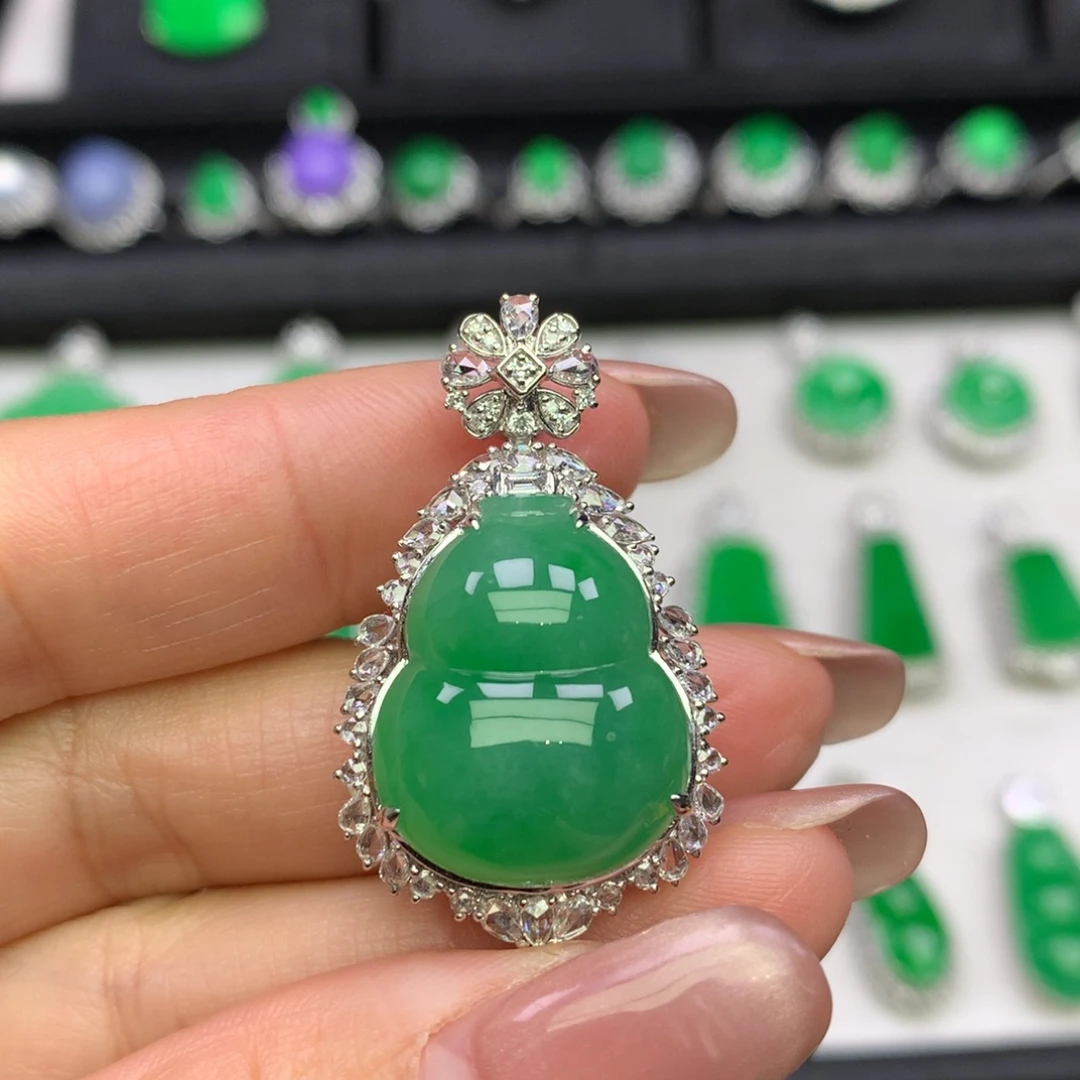 翡翠18K金镶嵌吊坠(不含链)