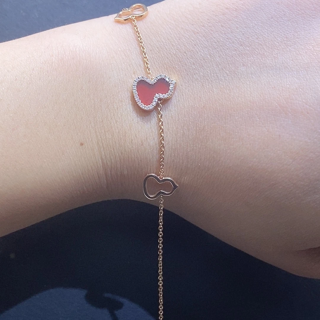 18K金镶嵌手链钻石k玫 红玛瑙三葫芦手链