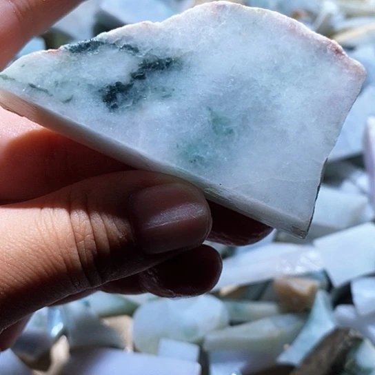 散珠翡翠边角料134
