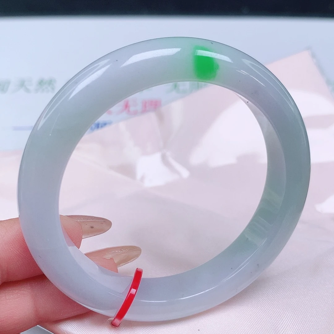 翡翠未镶嵌手镯8009