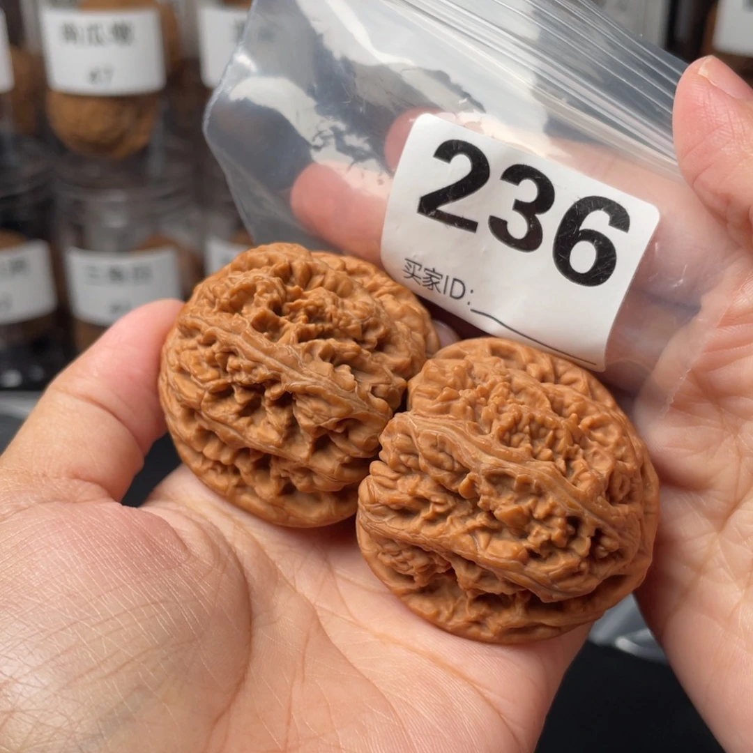 文玩核桃把件45粗筋