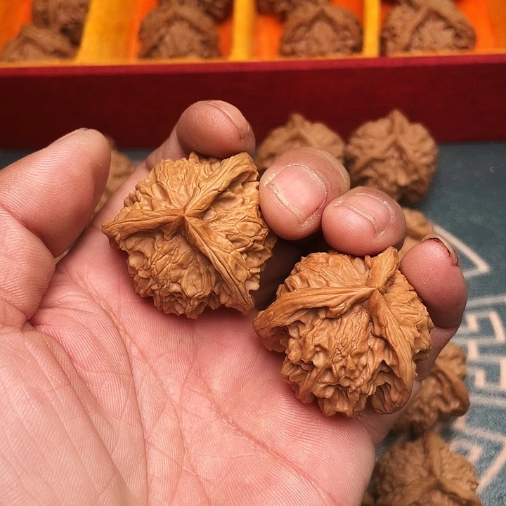 风****吊坠文玩核桃一图一物