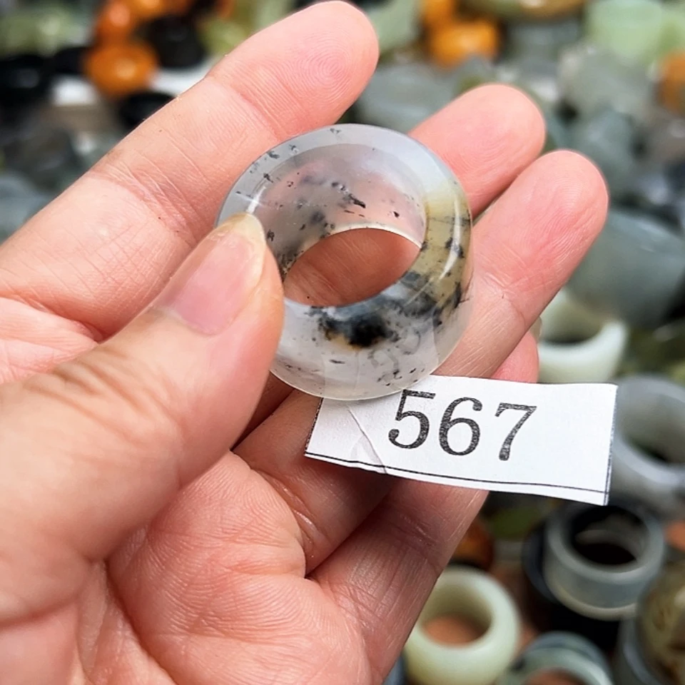 【闪购商品】未镶嵌蛇纹石玉戒指四****)