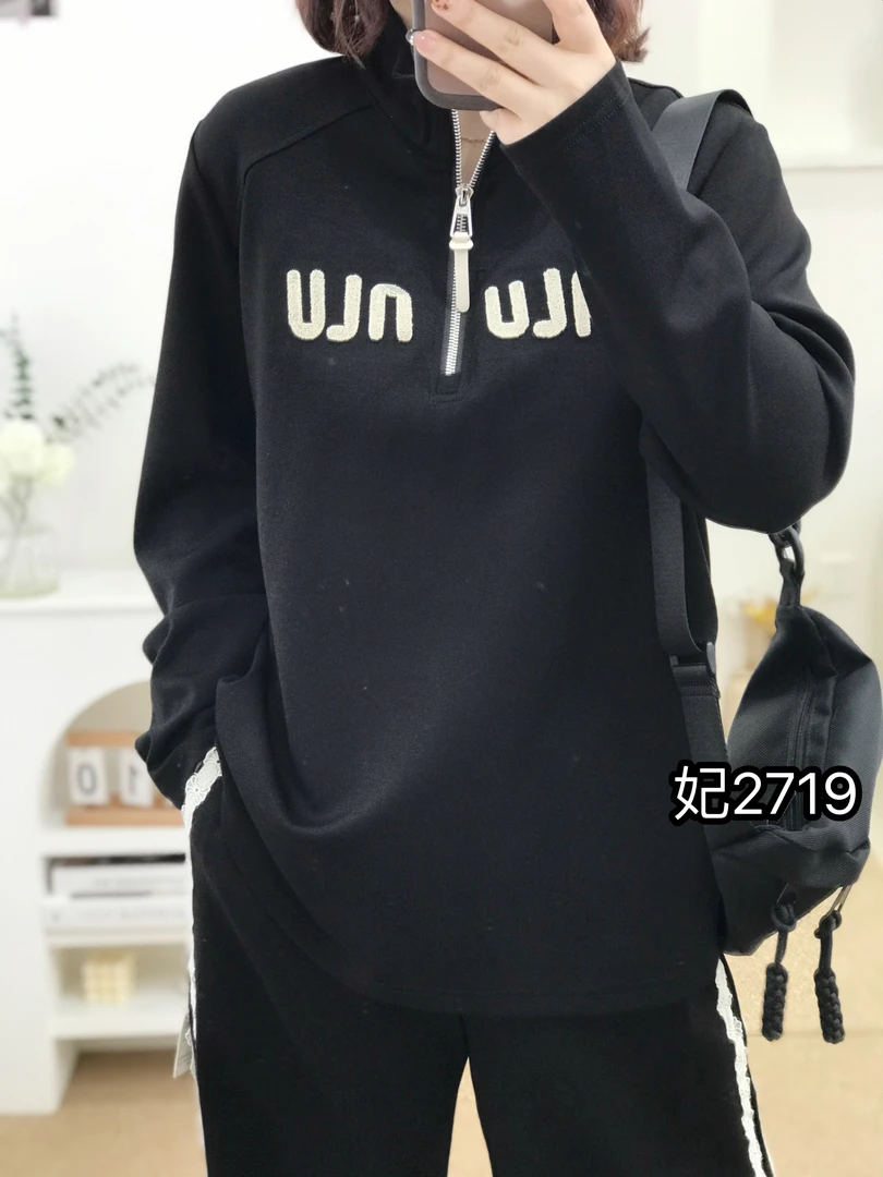 {莹莹推荐}大码女装半拉链立领卫衣2719