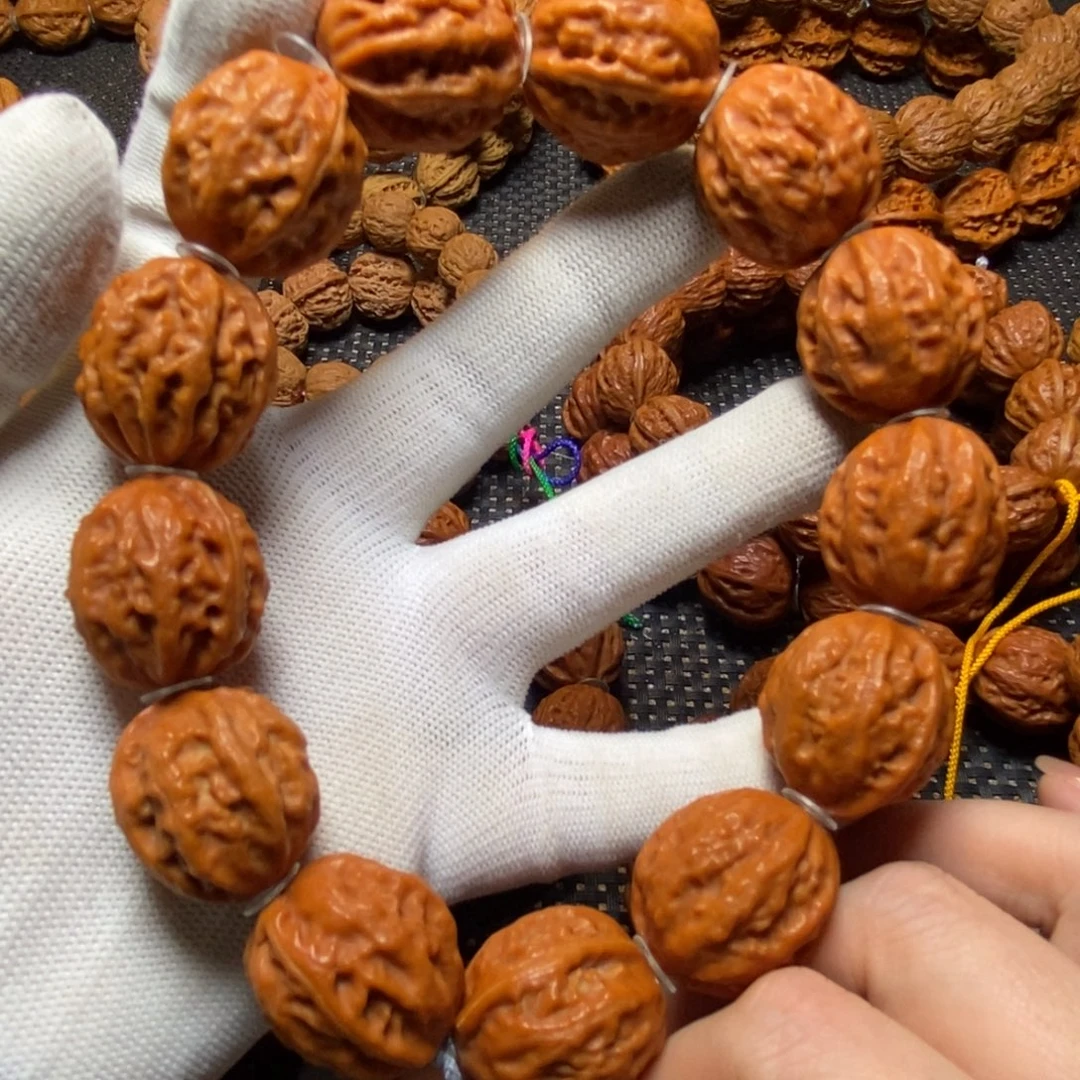 手串文玩核桃红皮粗筋八棱