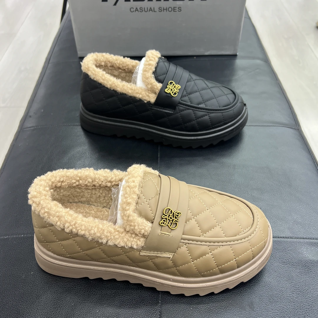 厚款冬季休闲风保暖豆豆鞋乐福鞋软底网红百搭厚底冬季厚底加绒女