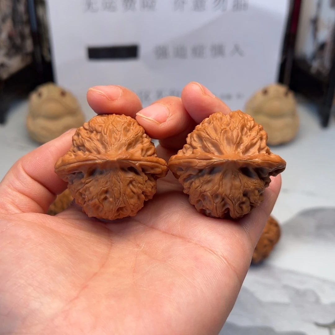 桃核吊坠宫灯43尺寸