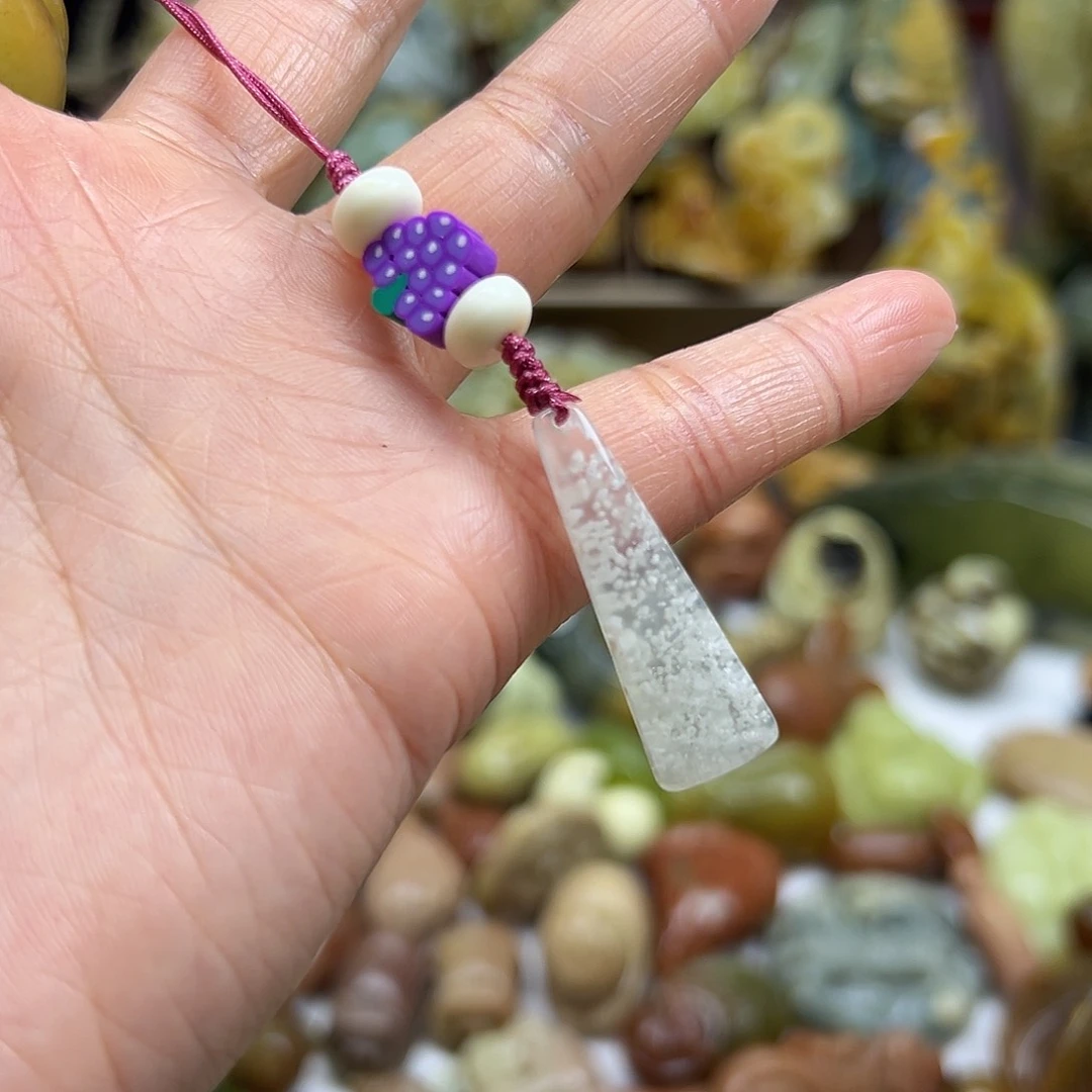 岫玉未镶嵌颈饰天青冻雪花棉手机包包挂