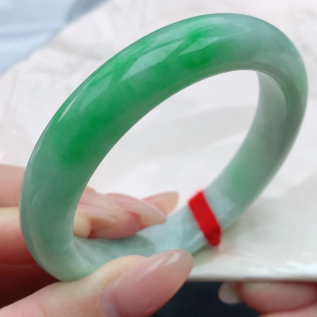 翡翠手镯未镶嵌53圈口882530