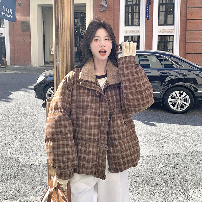复古立领格子羽绒服女时尚百搭短款小个子白鸭绒加厚面包服外套
