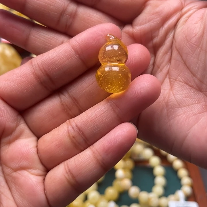 琥珀未镶嵌珠宝奇石M177号金沙葫芦