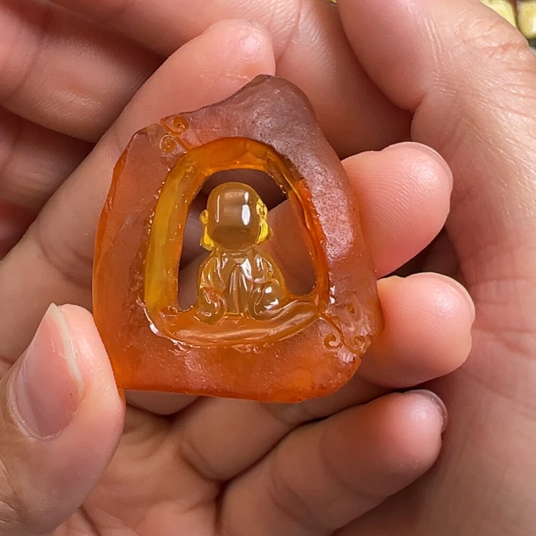 琥珀未镶嵌裸石琥珀