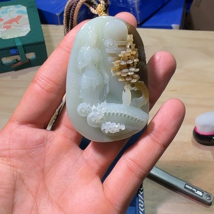 未镶嵌和田玉（糖玉）挂件