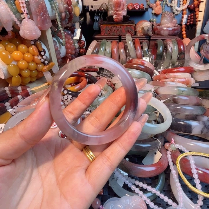 未镶嵌手镯石英质玉?****?