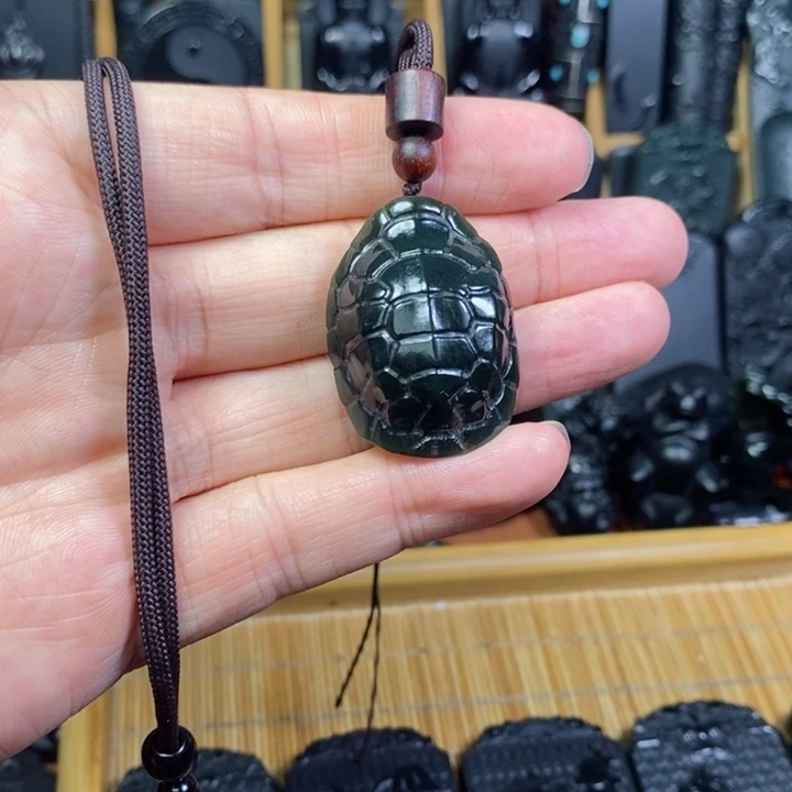 和田玉（青玉）未镶嵌颈饰