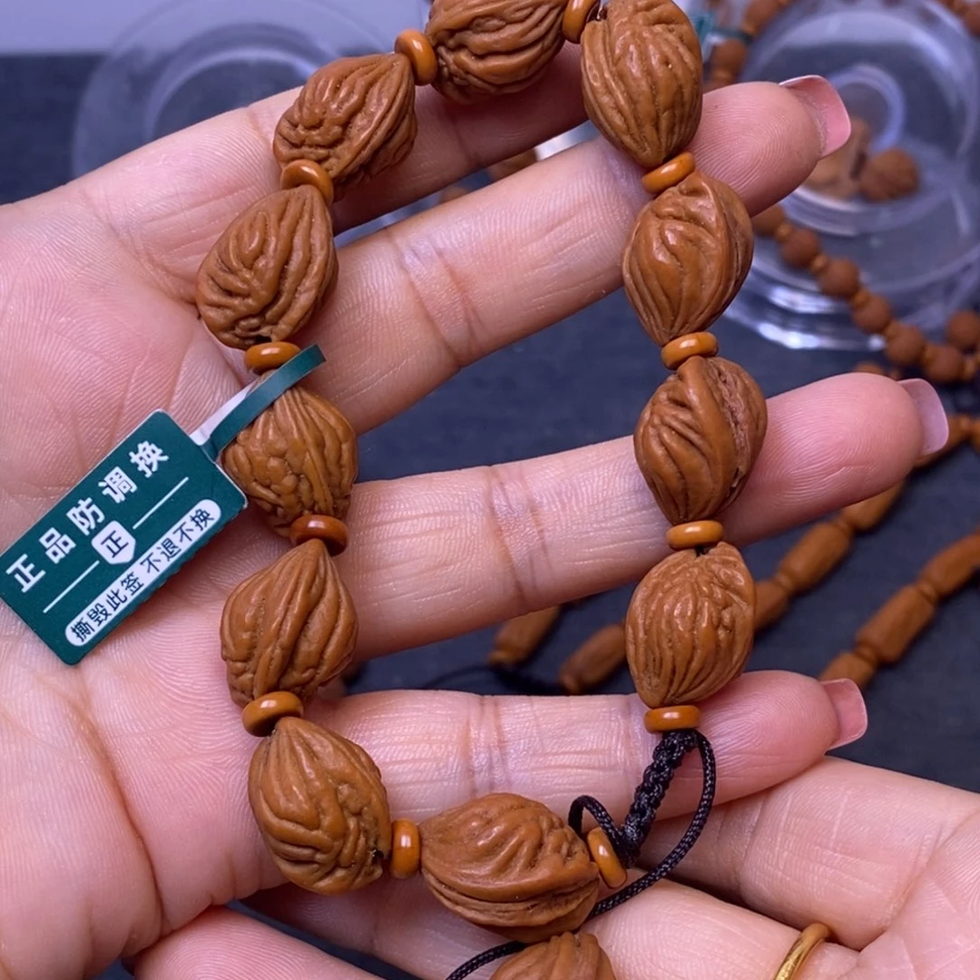 秦岭龙纹桃核手串