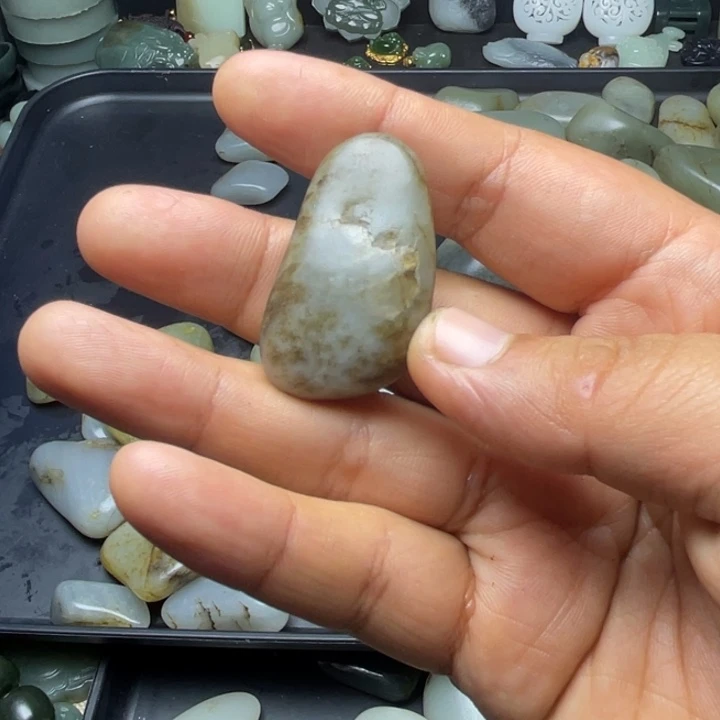 飞***爷未镶嵌和田玉珠宝半成品