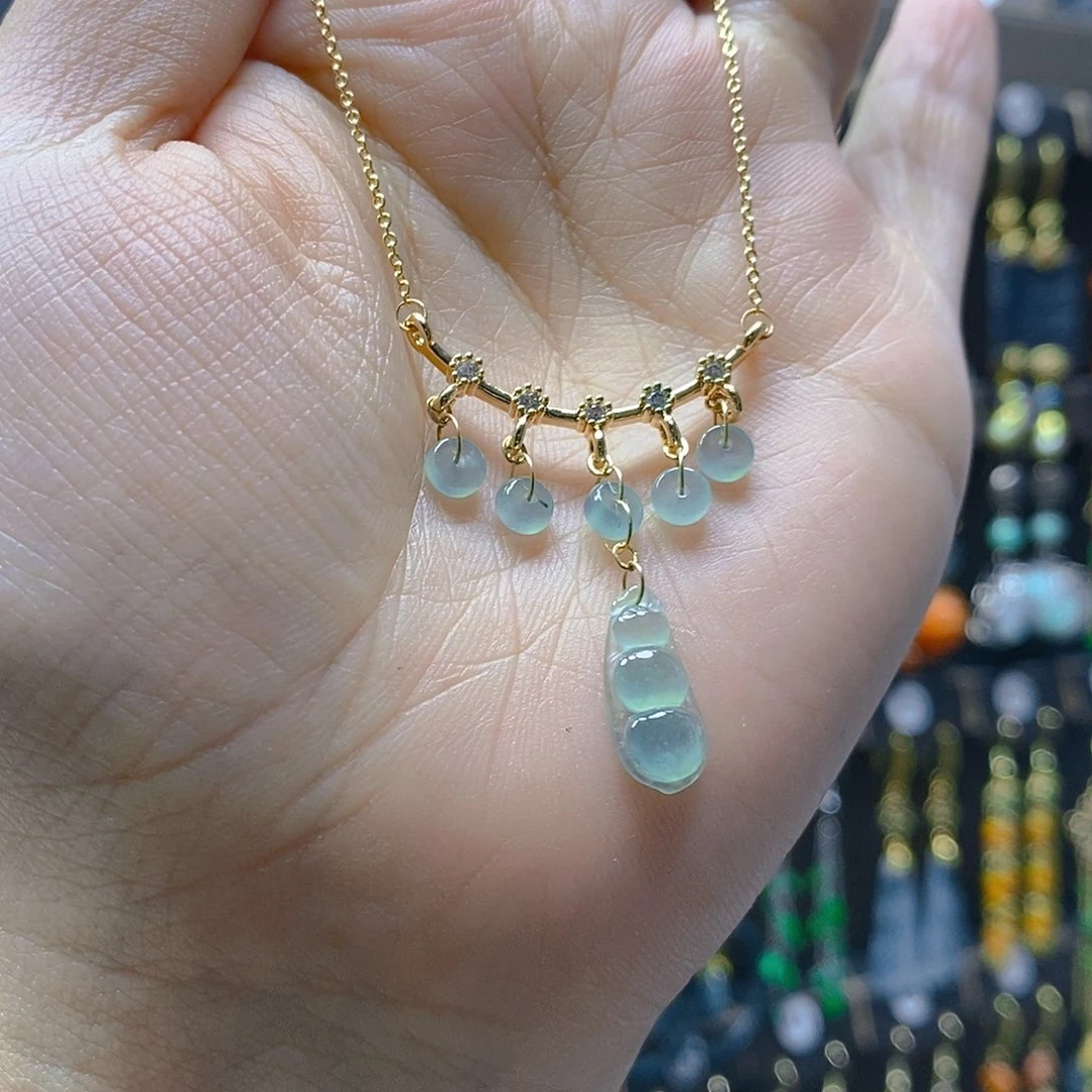 未镶嵌翡翠耳饰翡翠