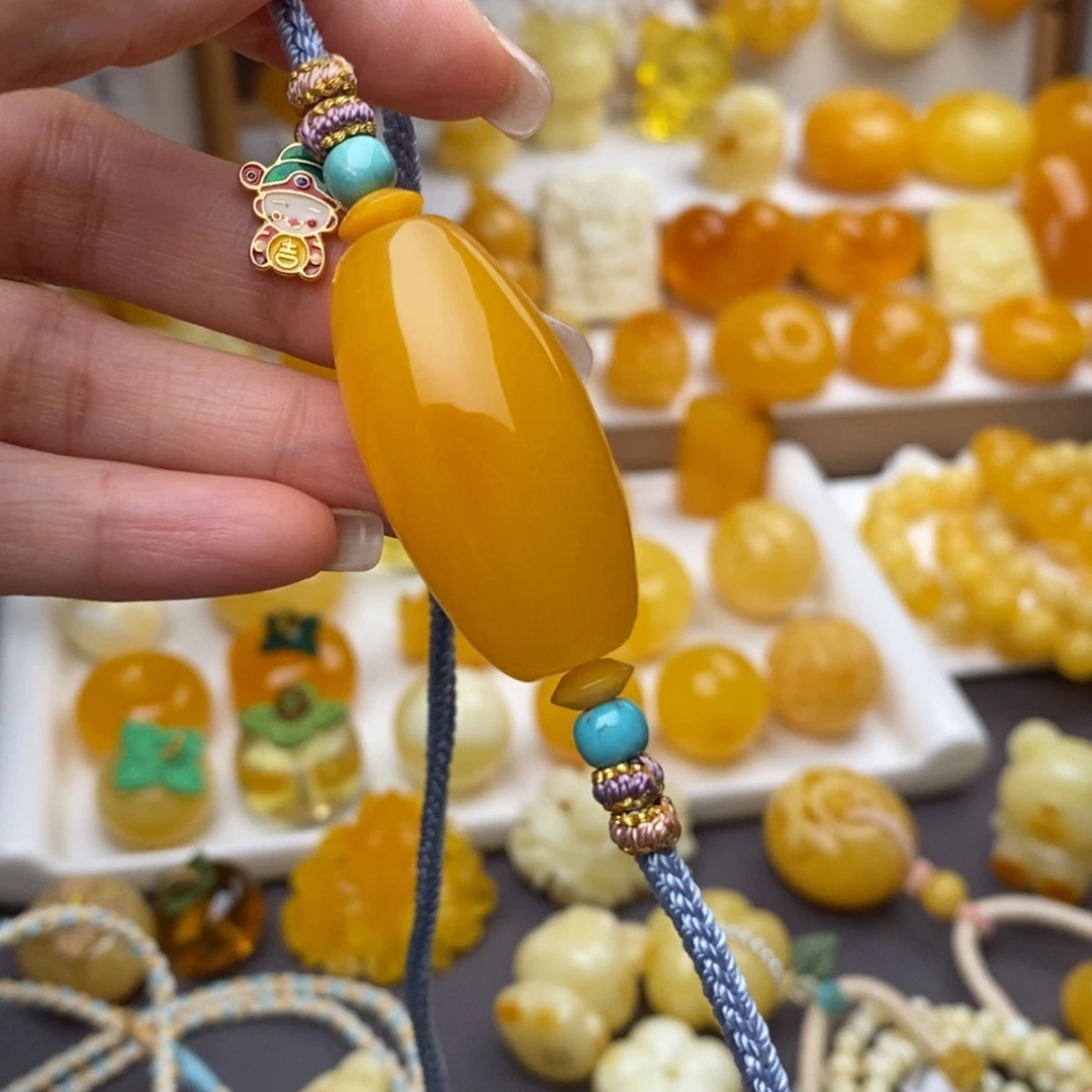 琥珀未镶嵌颈饰桶珠