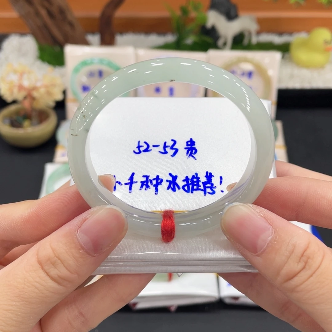 翡翠未镶嵌手镯缅甸天然翡翠